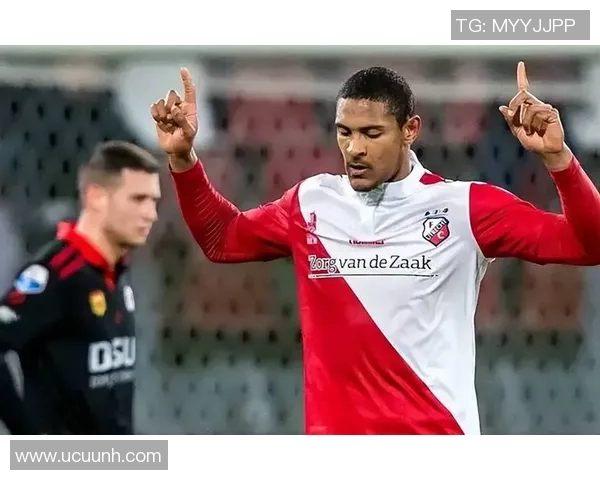 泽尼特与乌得勒支激战正酣淘汰赛精彩瞬间回顾